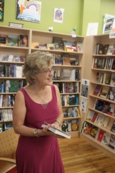 pamela-schoenewaldt-discusses-her-new-book-swimming-in-the-moon-union-avenue-books-knoxville-october-2013-299x450